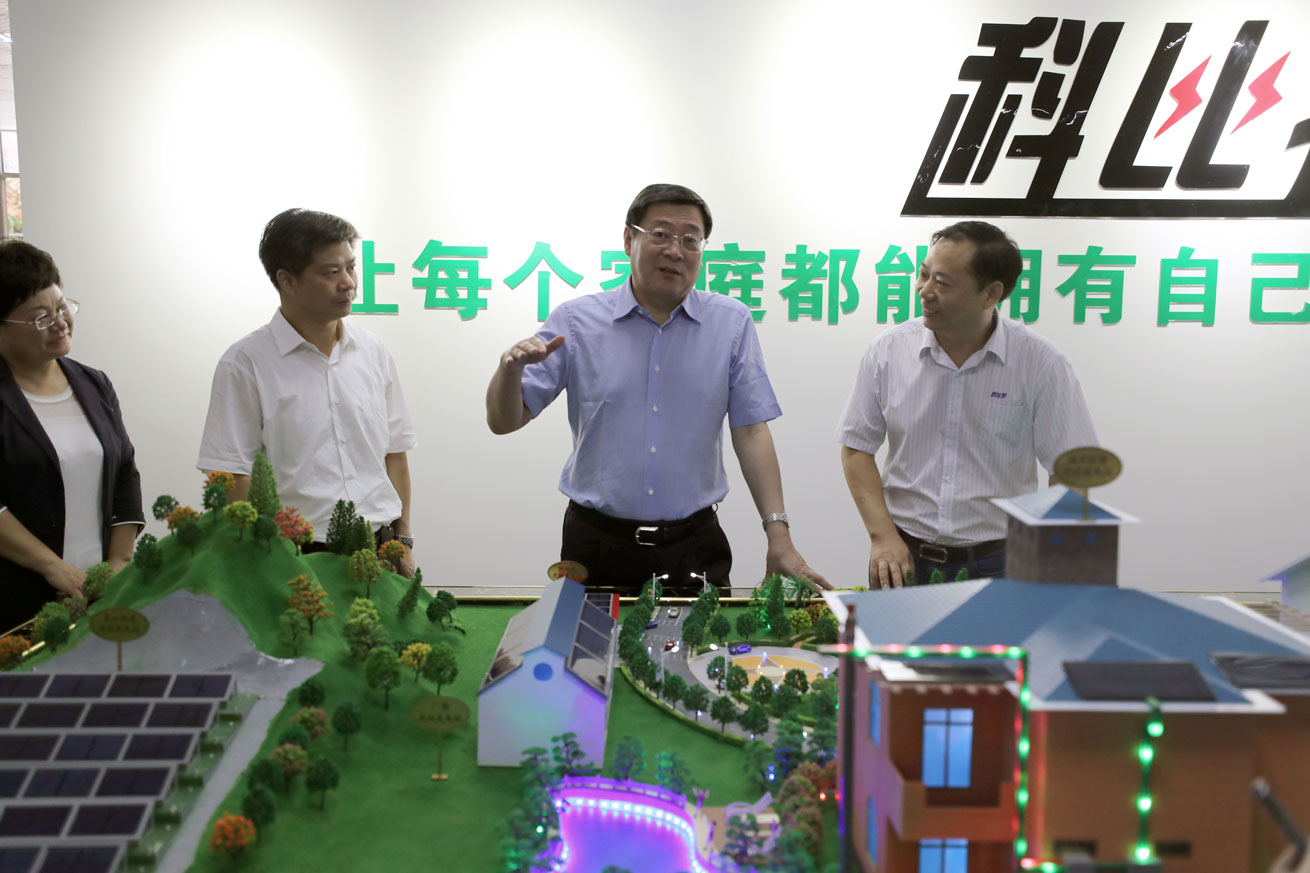 杜书记调研乐动(中国)Ledong·官方网站.jpg